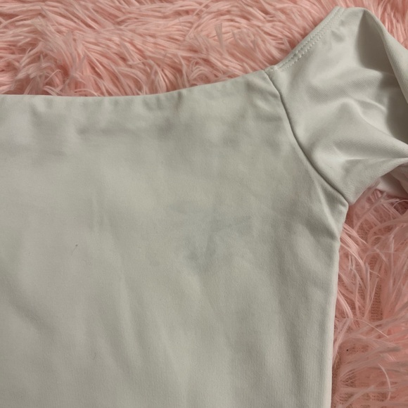 Aritzia Babaton White Long Sleeve Bodysuit - Picture 3 of 3